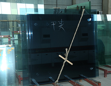 夹胶玻璃.jpg