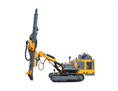 KG520H型露天潜孔钻车.png