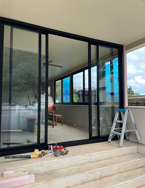 1762325609688120.jpg 玻璃门窗 (1).jpg